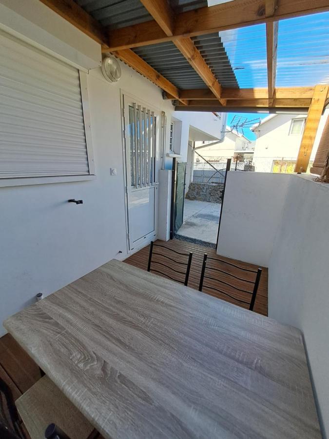 Logement Cosy T2, Centre Ville De Saint-Pierre Exterior photo
